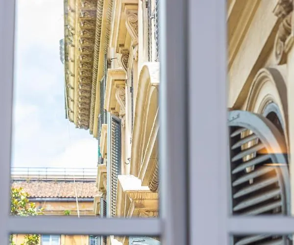 Cortiletto Montebello Daire Roma