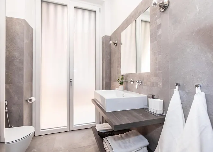 Daire Cortiletto Montebello Roma